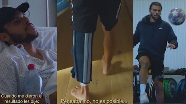 充满了泡沫的浴室